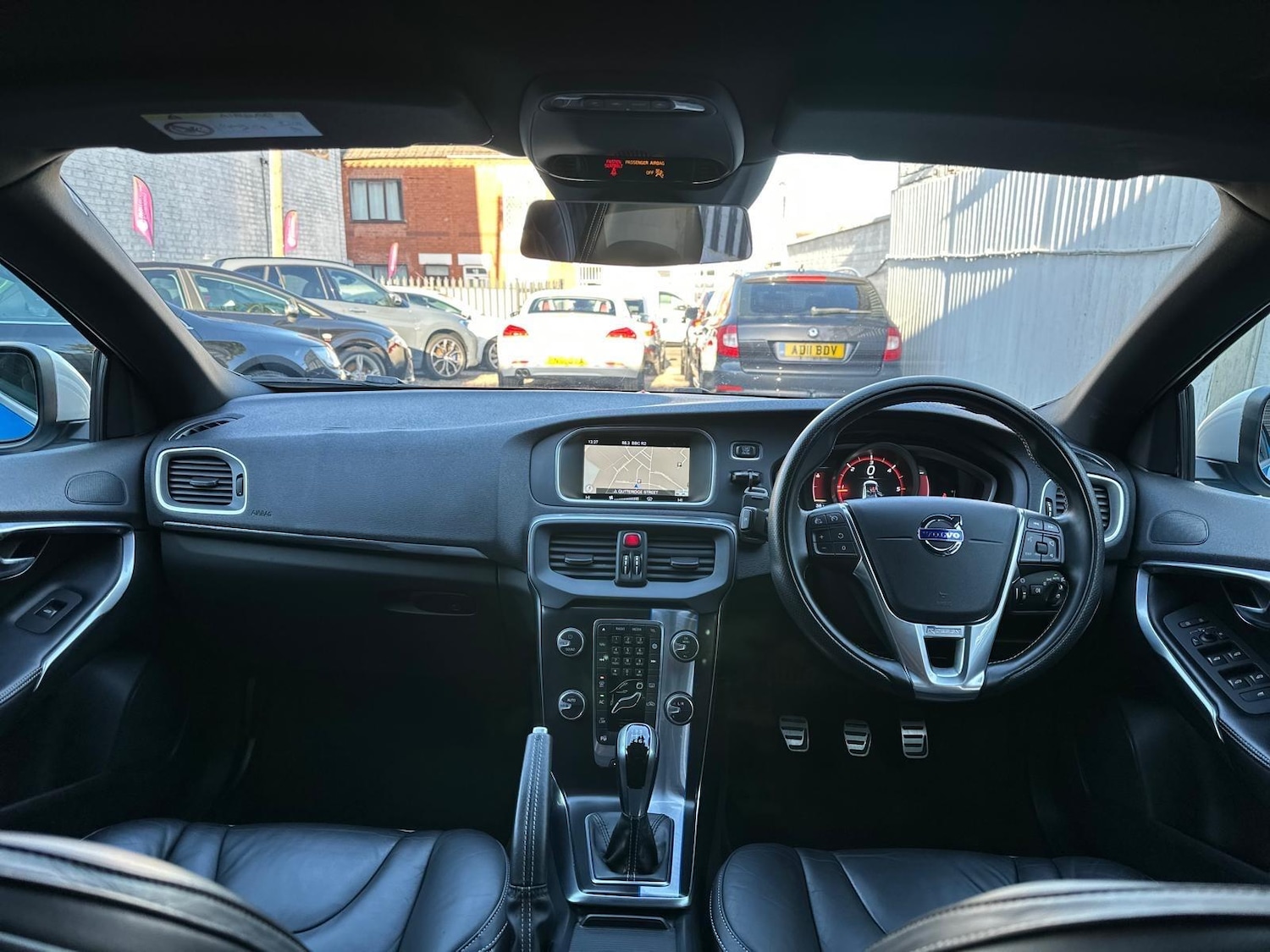 Used Volvo V40 2015 for sale - 77131687: Photo 15