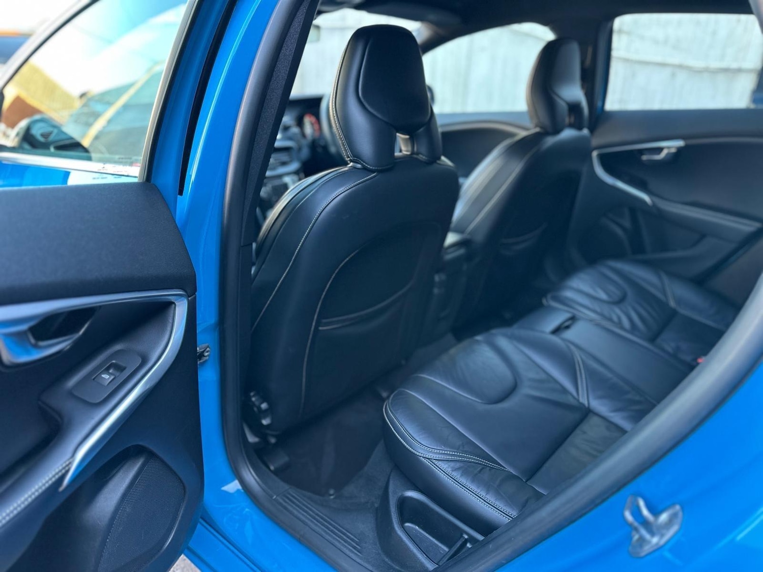 Used Volvo V40 2015 for sale - 77131687: Photo 20