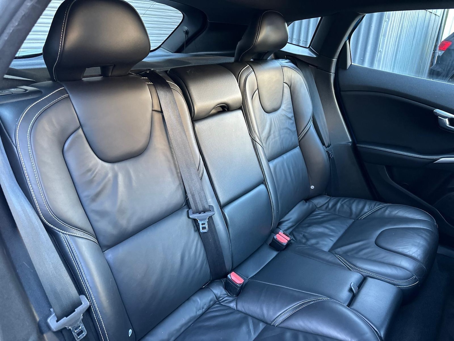 Used Volvo V40 2015 for sale - 77131687: Photo 21