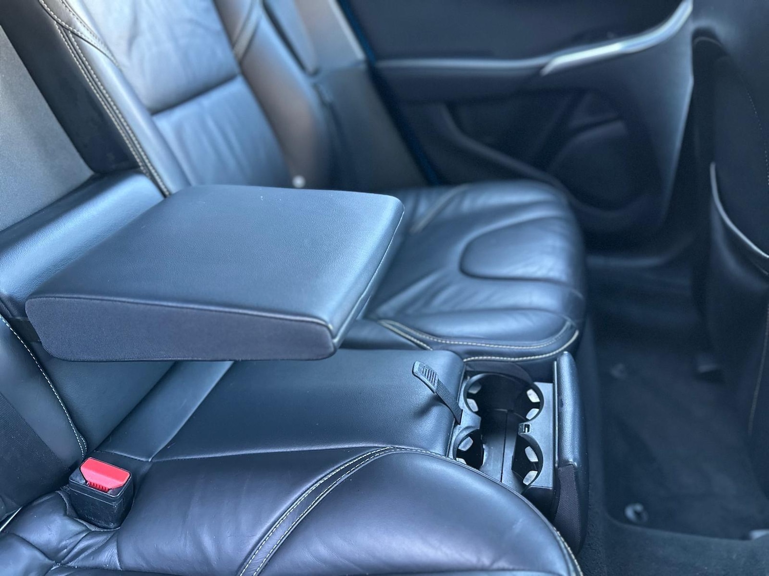 Used Volvo V40 2015 for sale - 77131687: Photo 23