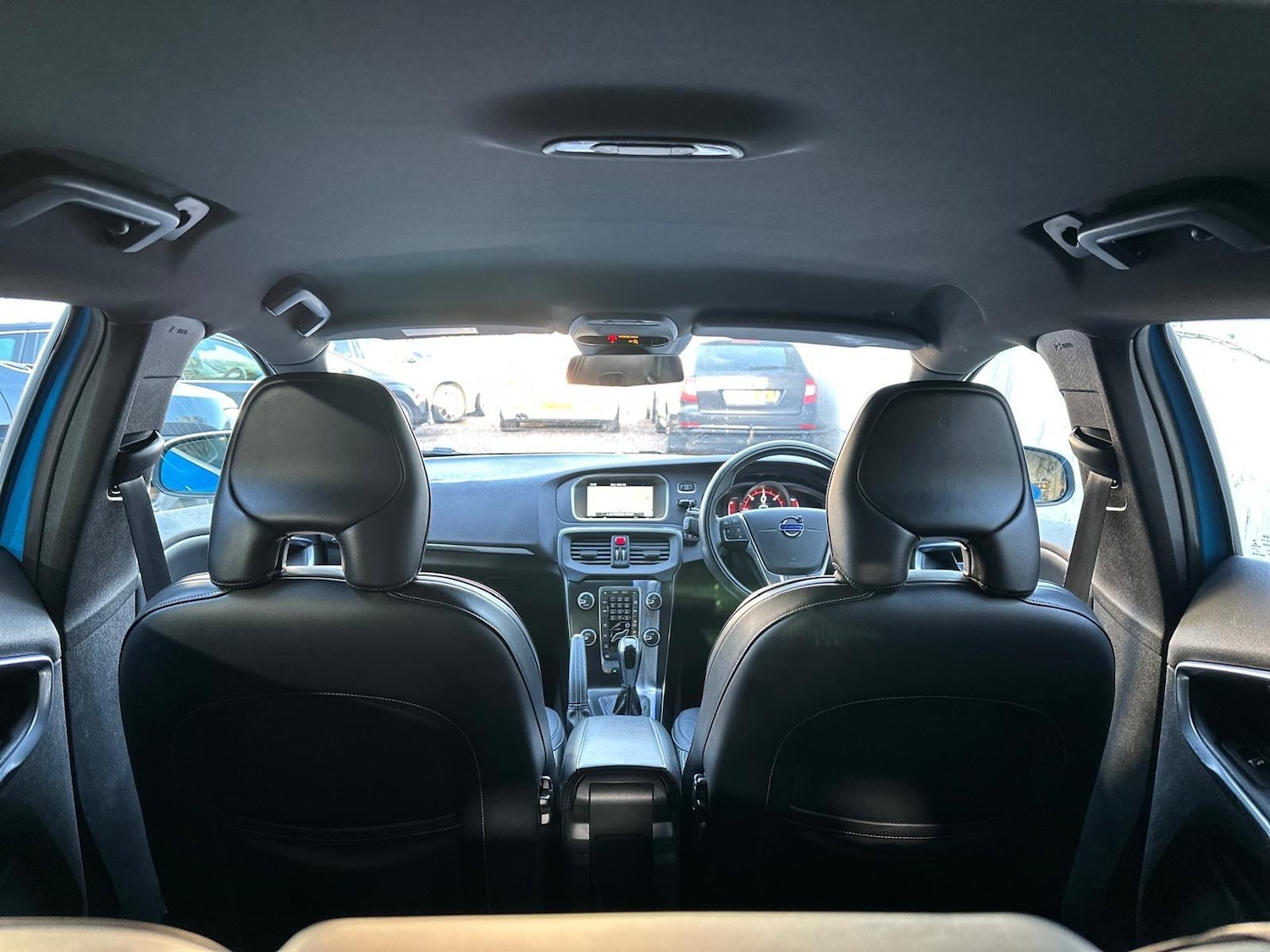 Used Volvo V40 2015 for sale - 77131687: Photo 25