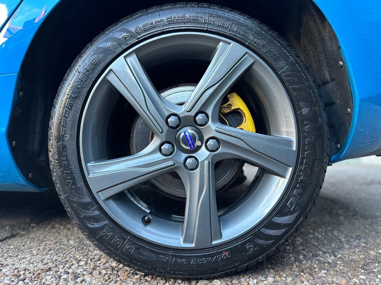 Used Volvo V40 2015 for sale - 77131687: Photo 38