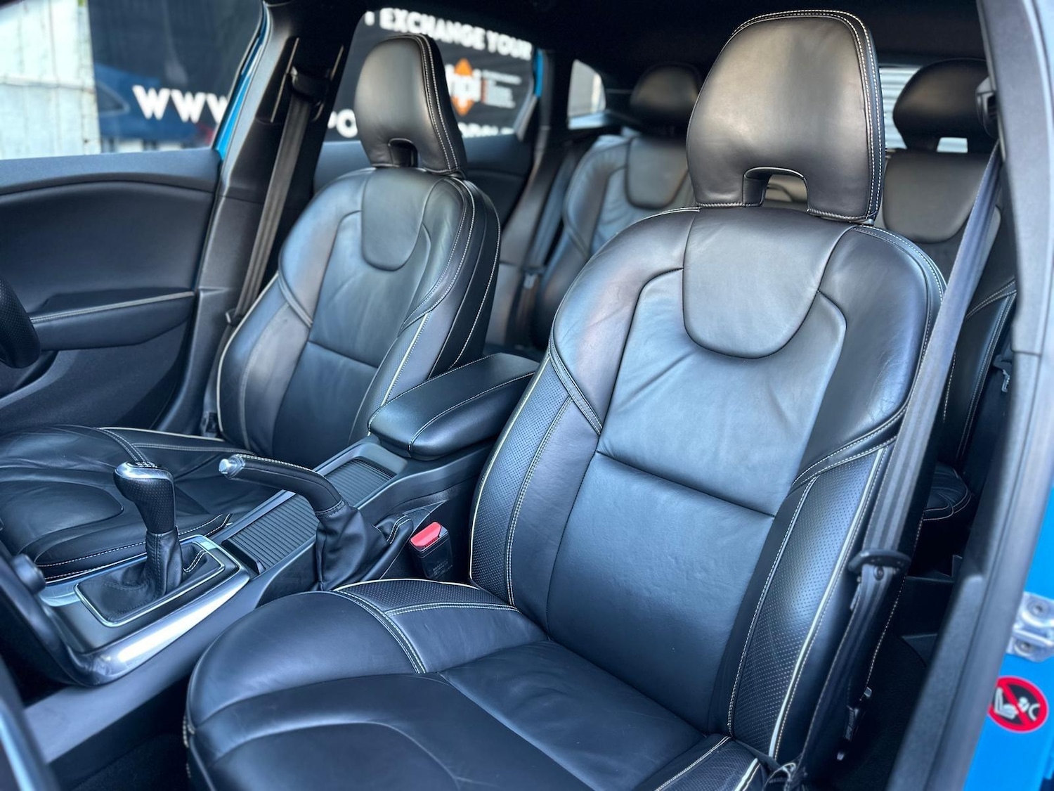 Used Volvo V40 2015 for sale - 77131687: Photo 51