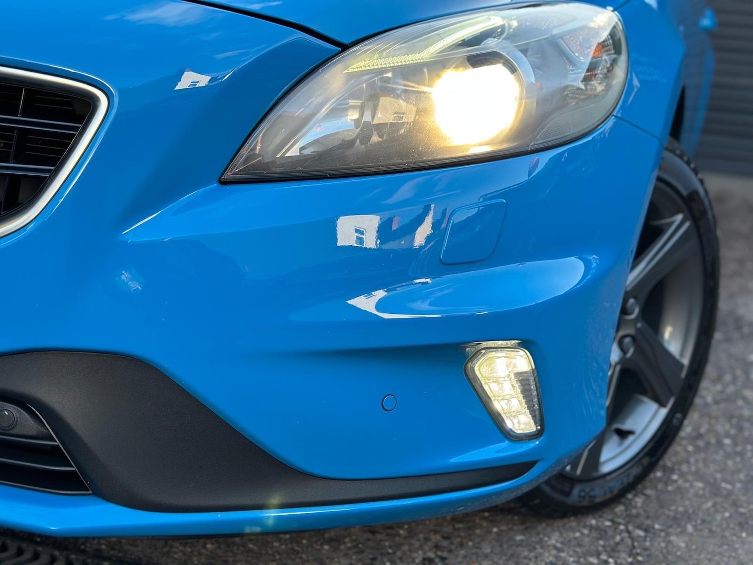 Used Volvo V40 2015 for sale - 77131687: Photo 53