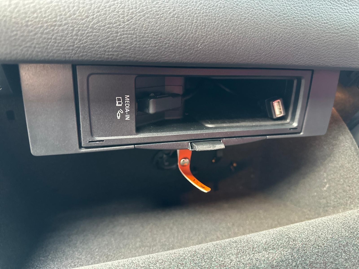 Used Volkswagen CC 2013 for sale - 76899404: Photo 34