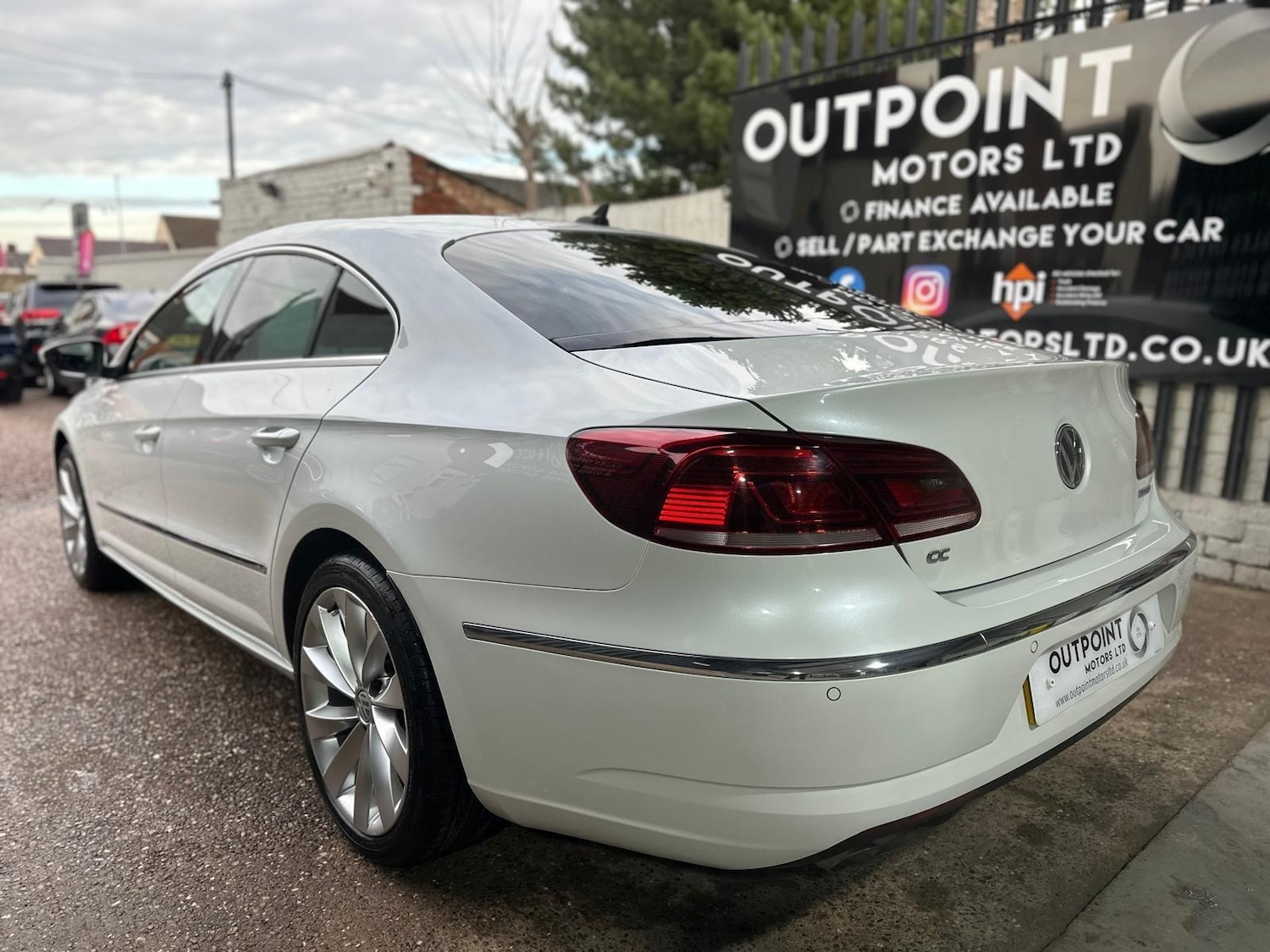 Used Volkswagen CC 2013 for sale - 76899404: Photo 5