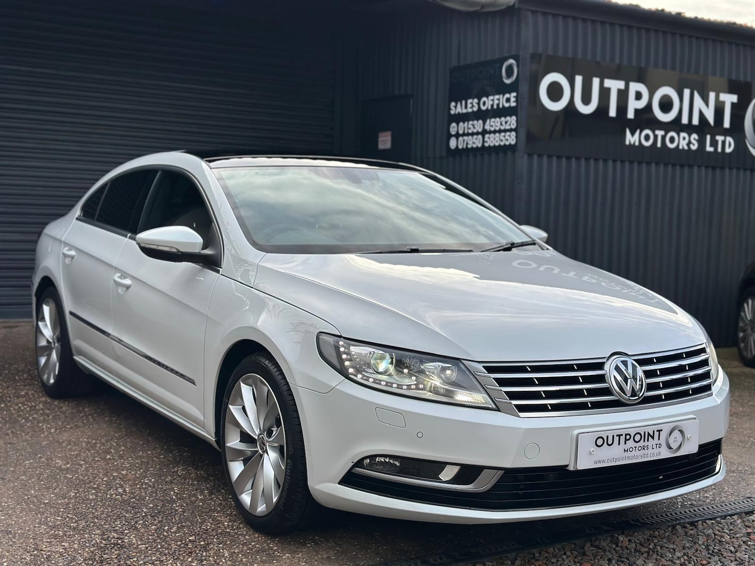 Used Volkswagen CC 2013 for sale - 76899404: Photo 6