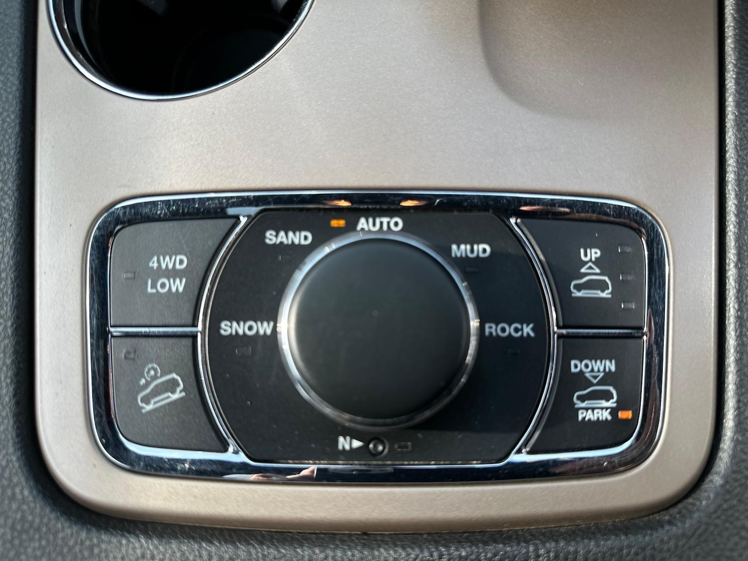 Used Jeep Grand Cherokee 2013 for sale - 76727702: Photo 28