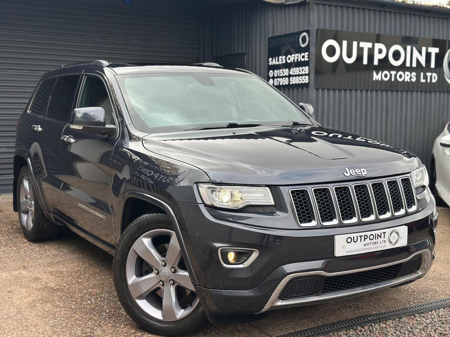 Used Jeep Grand Cherokee 2013 for sale - 76727702: Photo 4