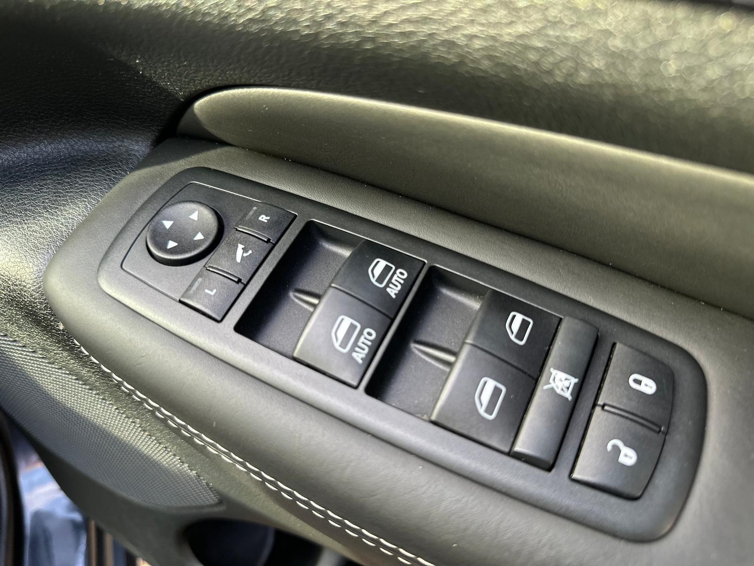 Used Jeep Grand Cherokee 2013 for sale - 76727702: Photo 41