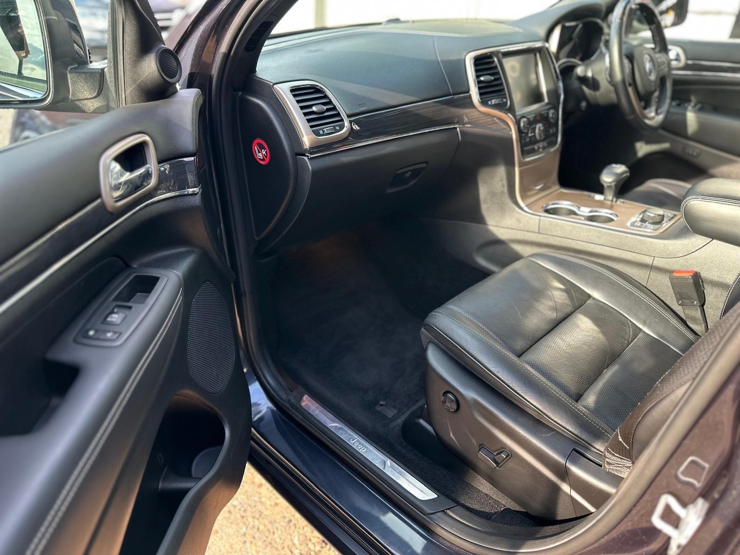 Used Jeep Grand Cherokee 2013 for sale - 76727702: Photo 68