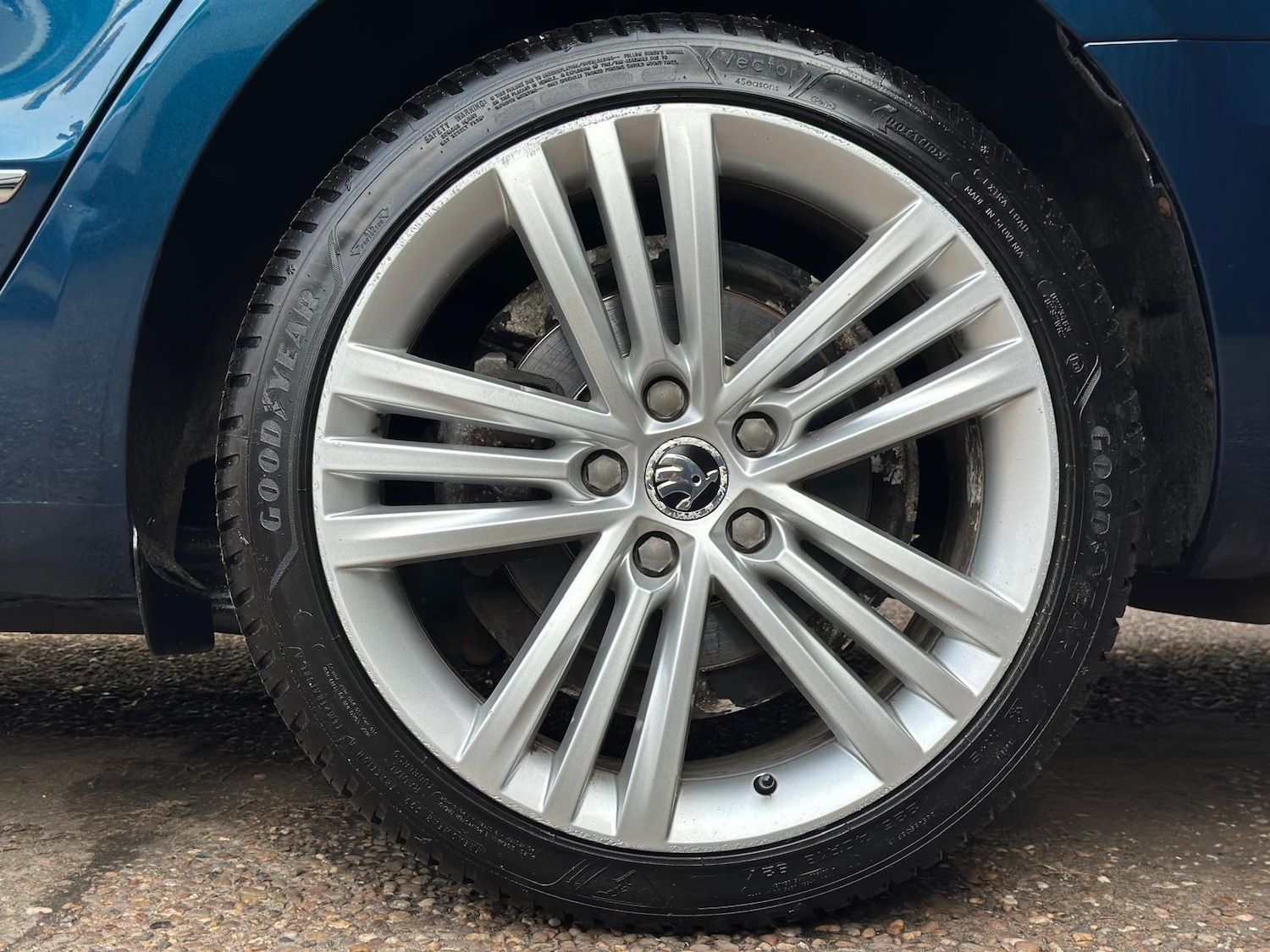 Used Skoda Superb 2014 for sale - 78100586: Photo 37