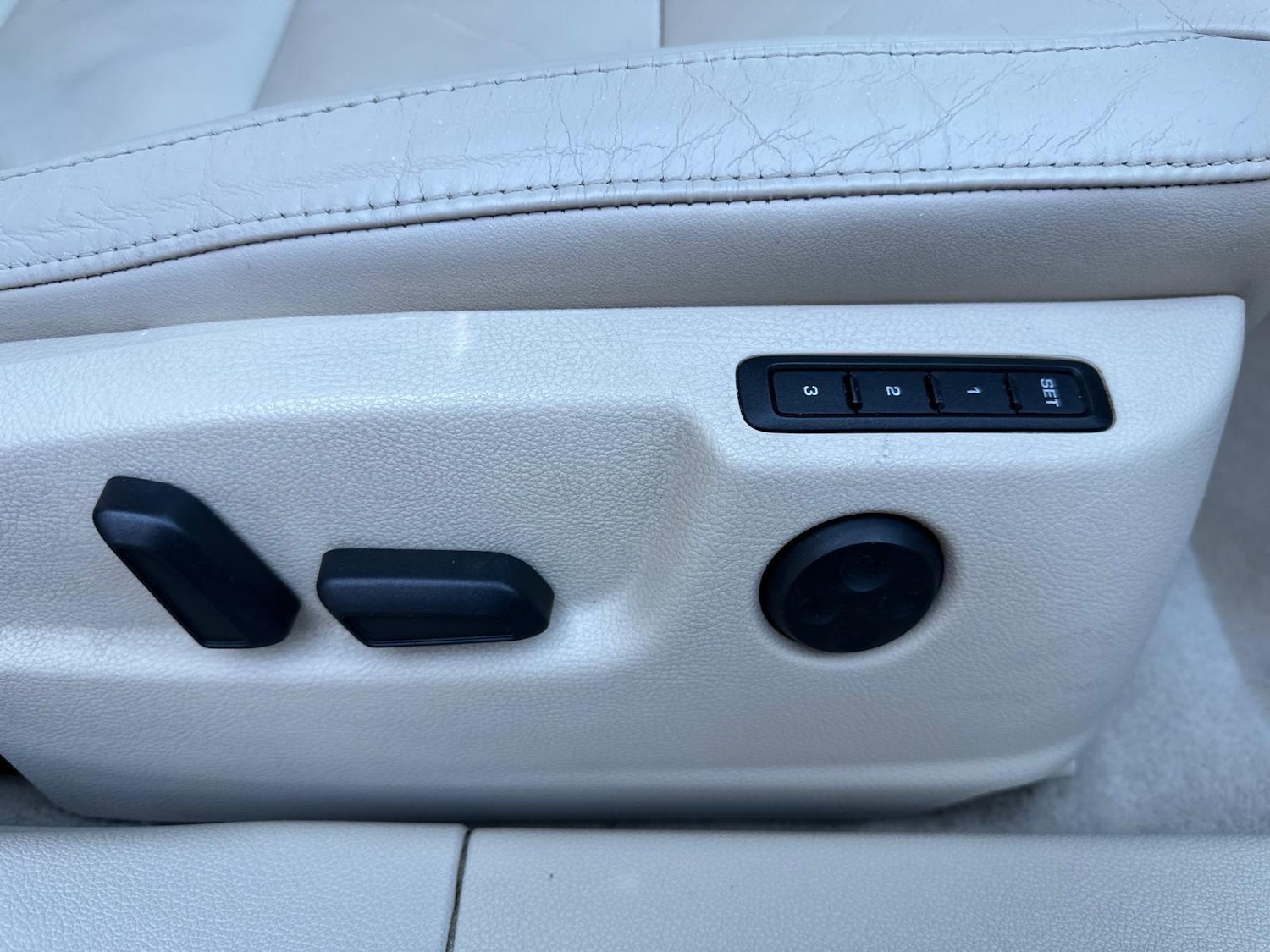 Used Skoda Superb 2011 for sale - 77131711: Photo 32