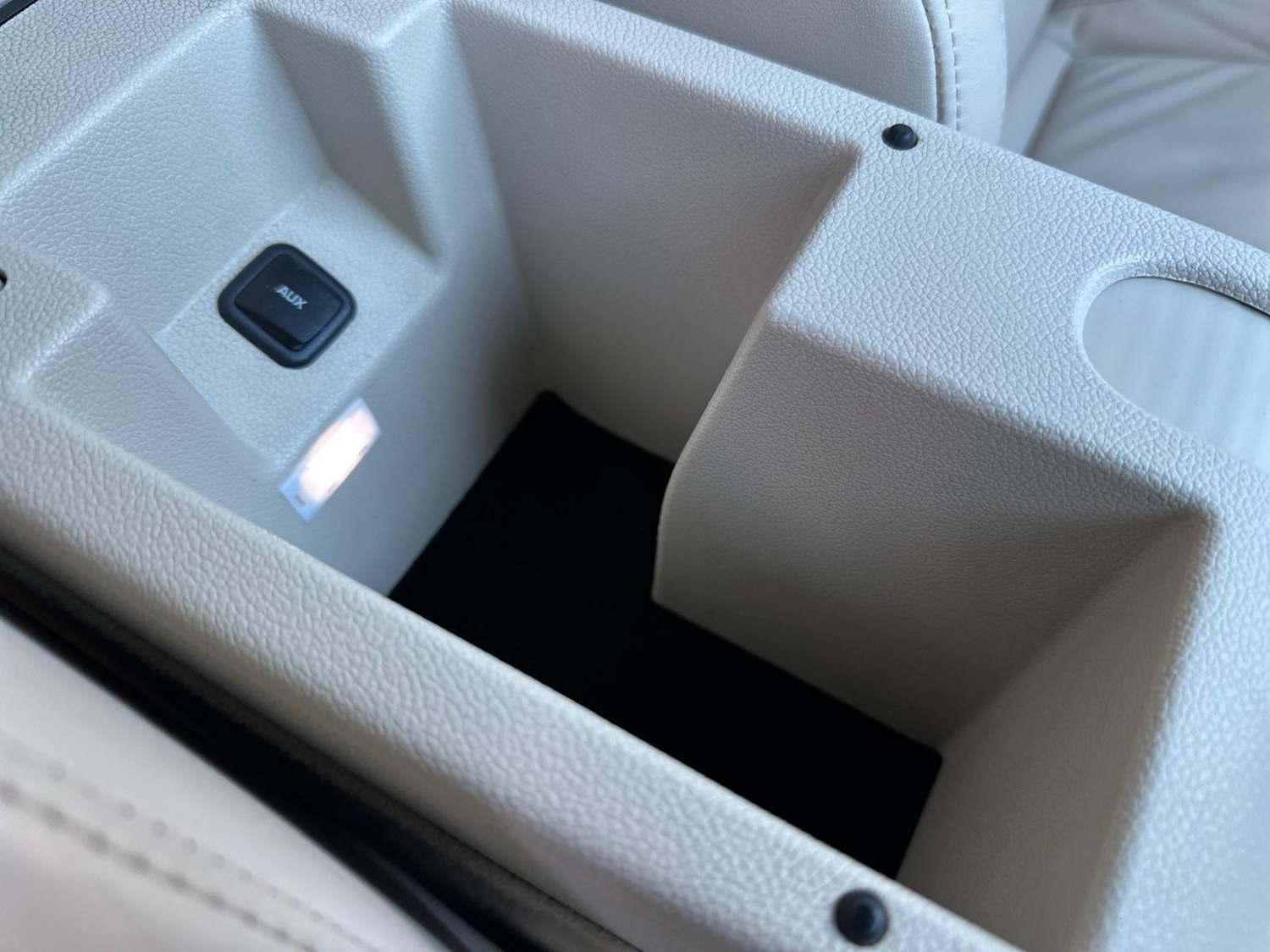 Used Skoda Superb 2011 for sale - 77131711: Photo 34