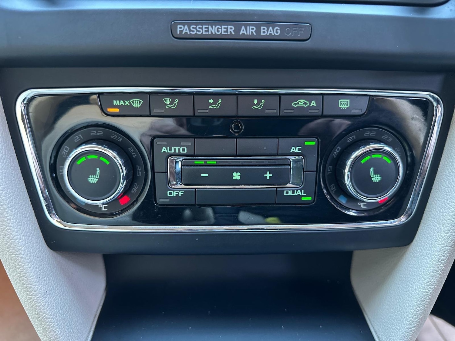 Used Skoda Superb 2011 for sale - 77131711: Photo 35