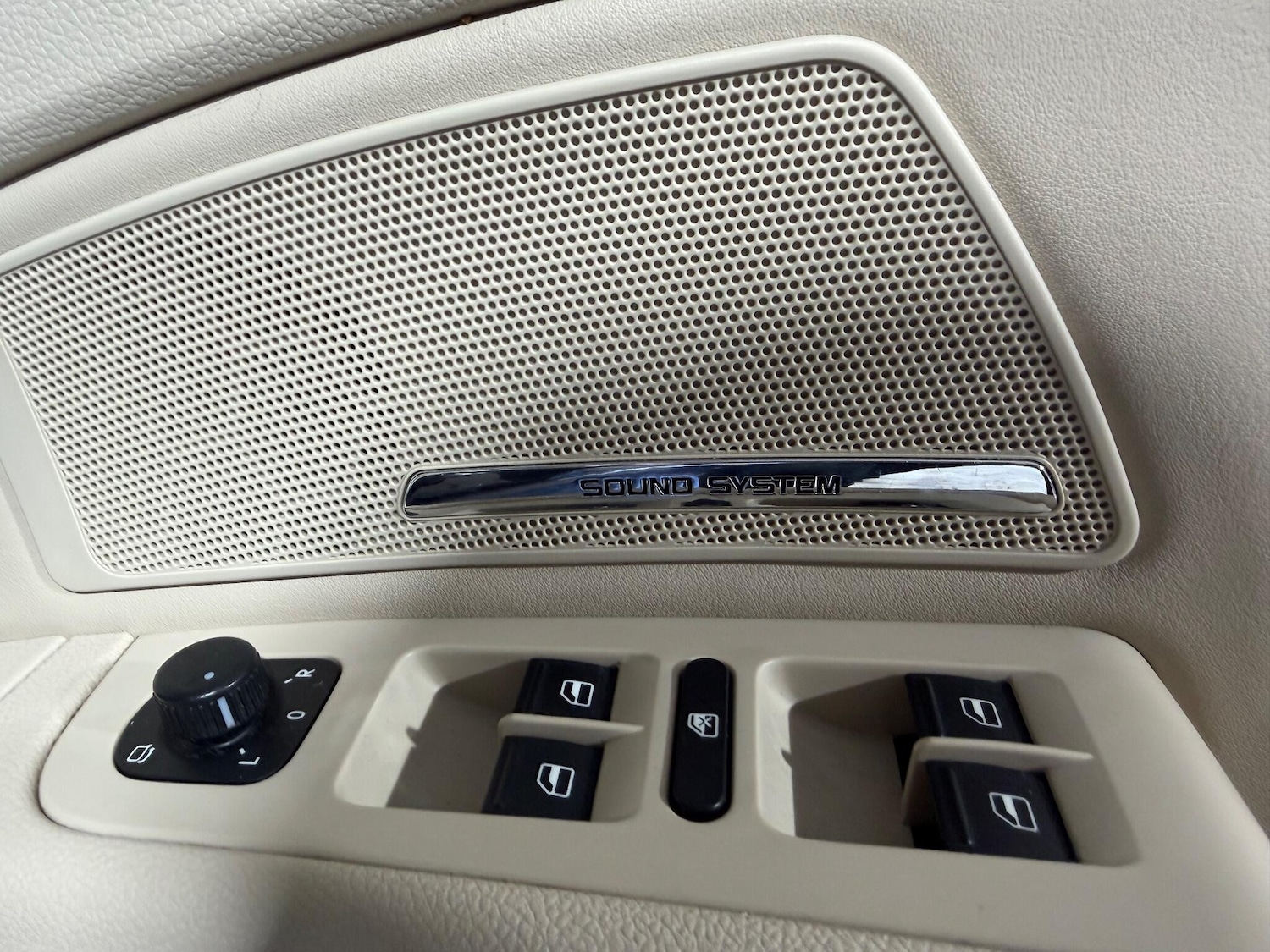 Used Skoda Superb 2011 for sale - 77131711: Photo 36