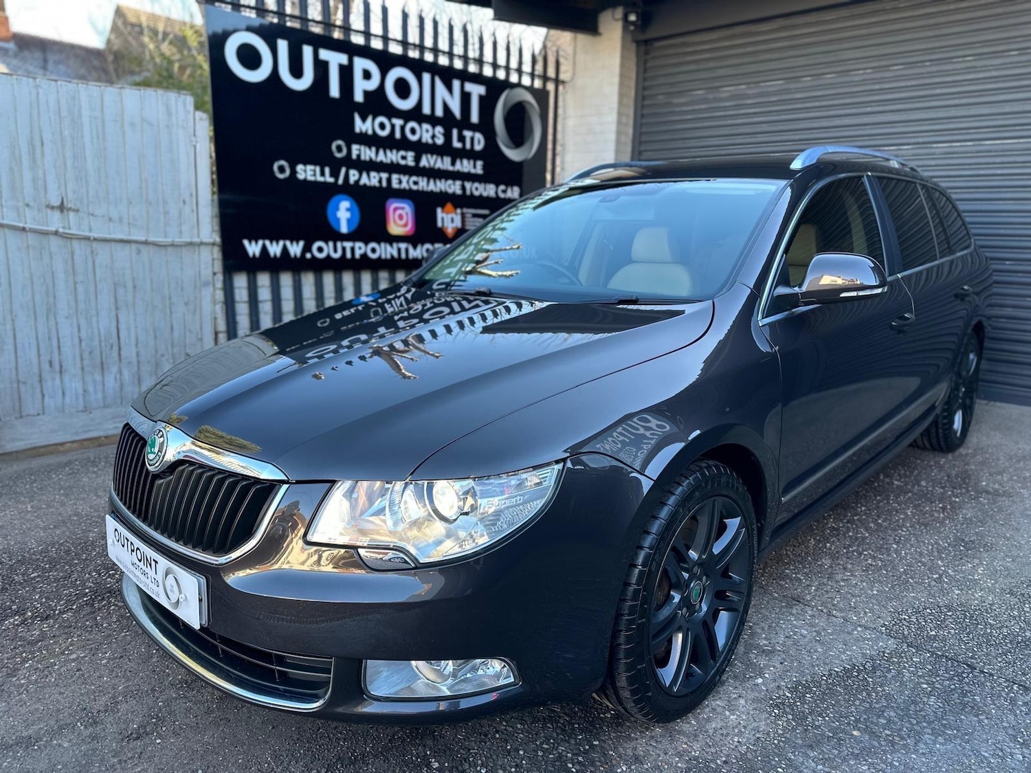 Used Skoda Superb 2011 for sale - 77131711: Photo 4