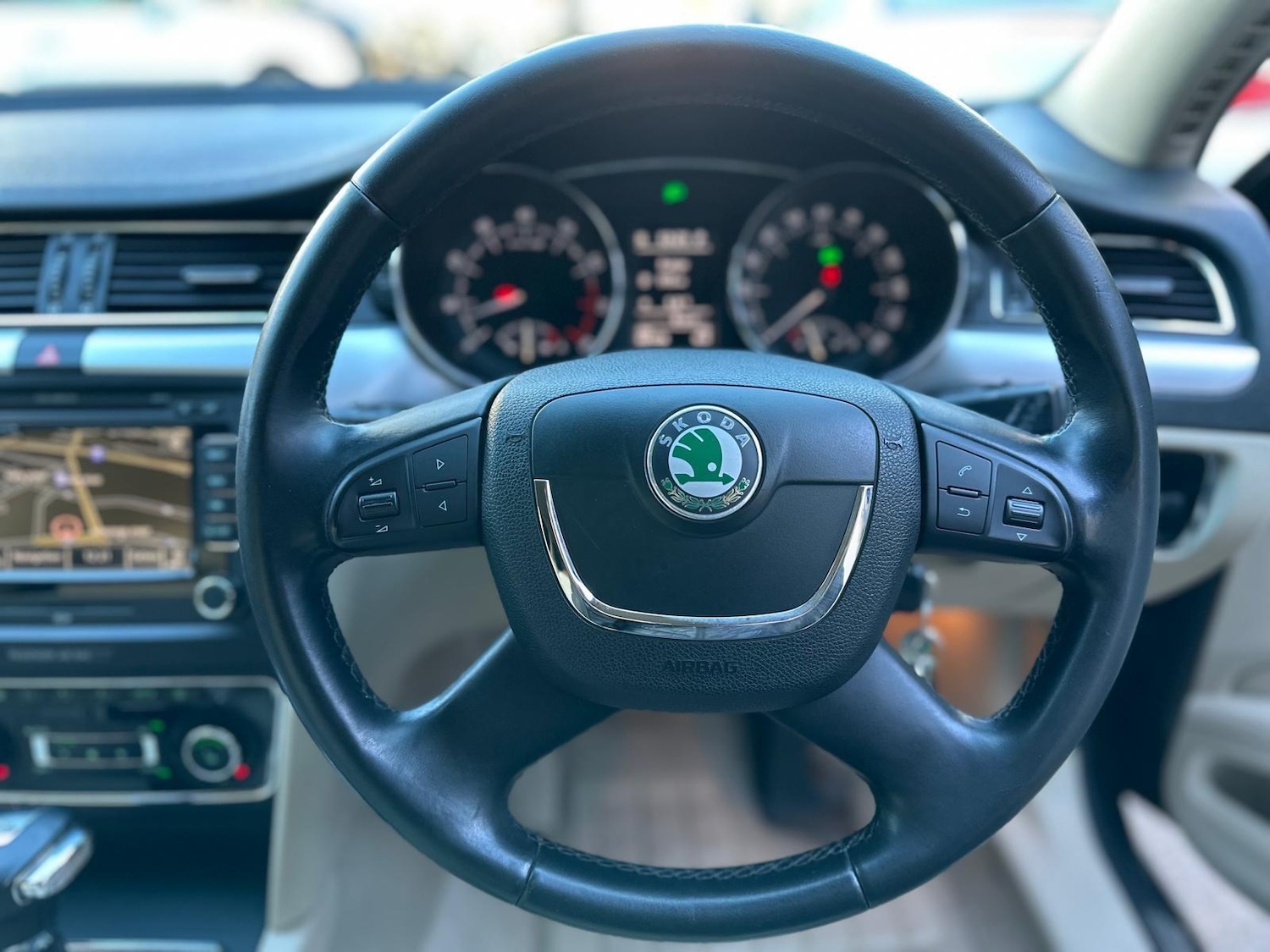 Used Skoda Superb 2011 for sale - 77131711: Photo 58