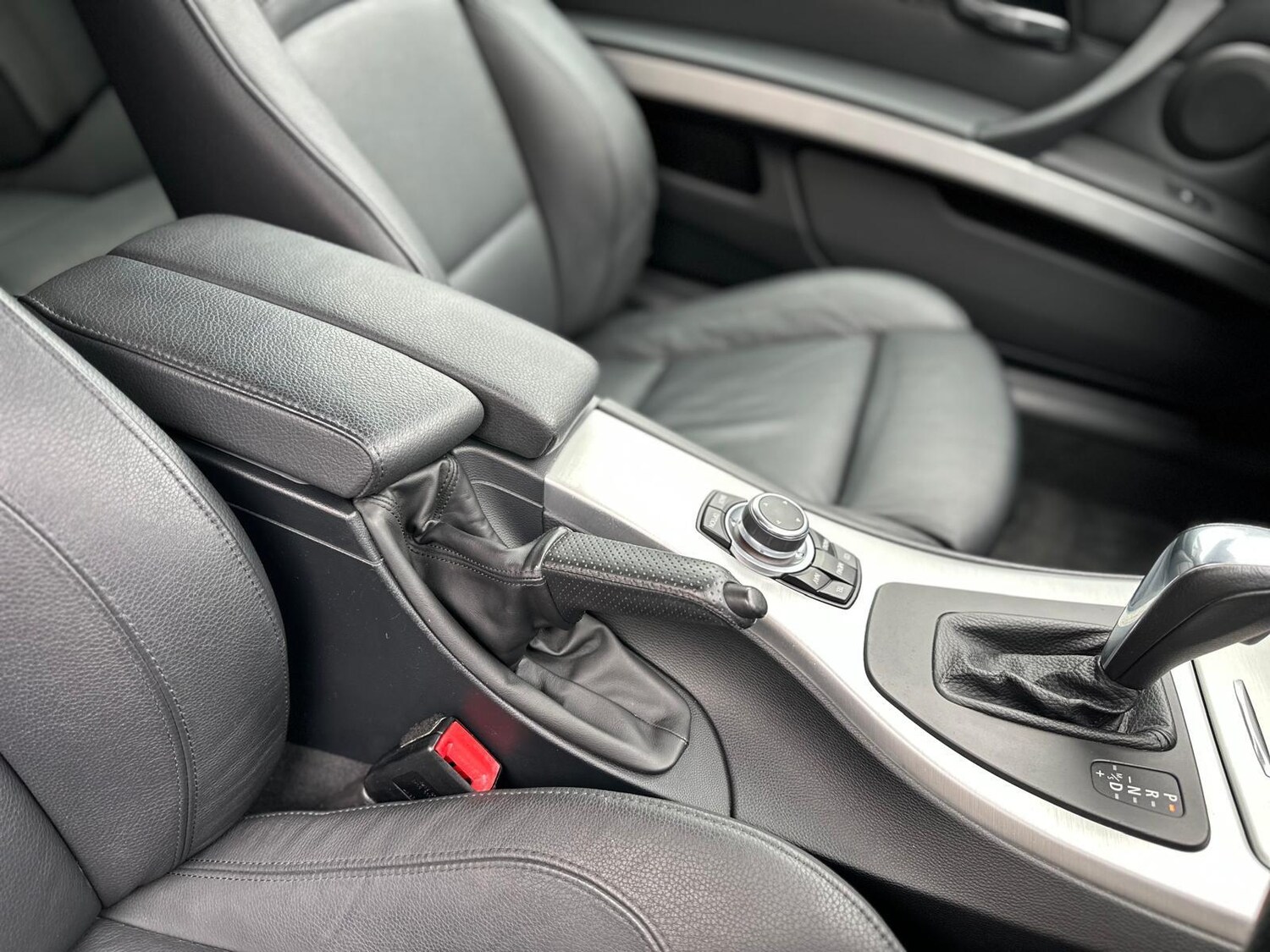 Used BMW 3 Series 2010 for sale - 76668117: Photo 15