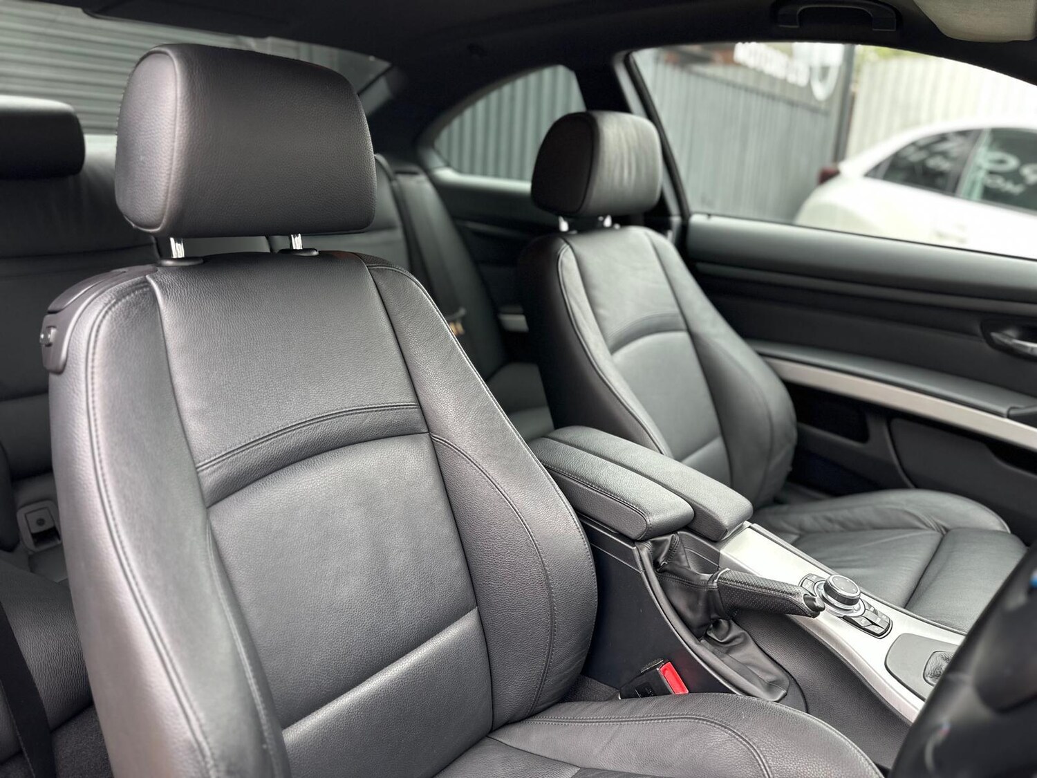 Used BMW 3 Series 2010 for sale - 76668117: Photo 16