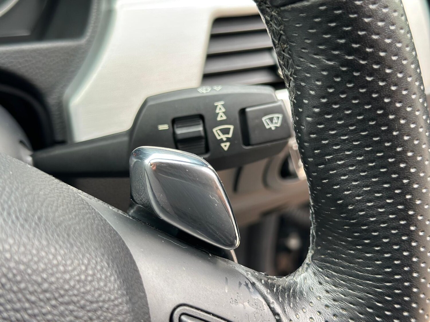 Used BMW 3 Series 2010 for sale - 76668117: Photo 24