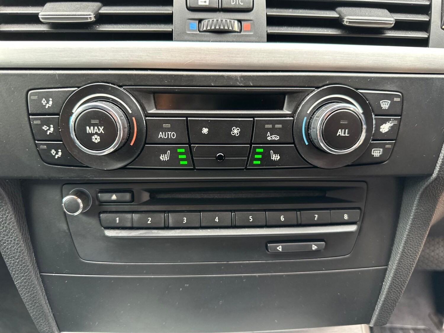 Used BMW 3 Series 2010 for sale - 76668117: Photo 26