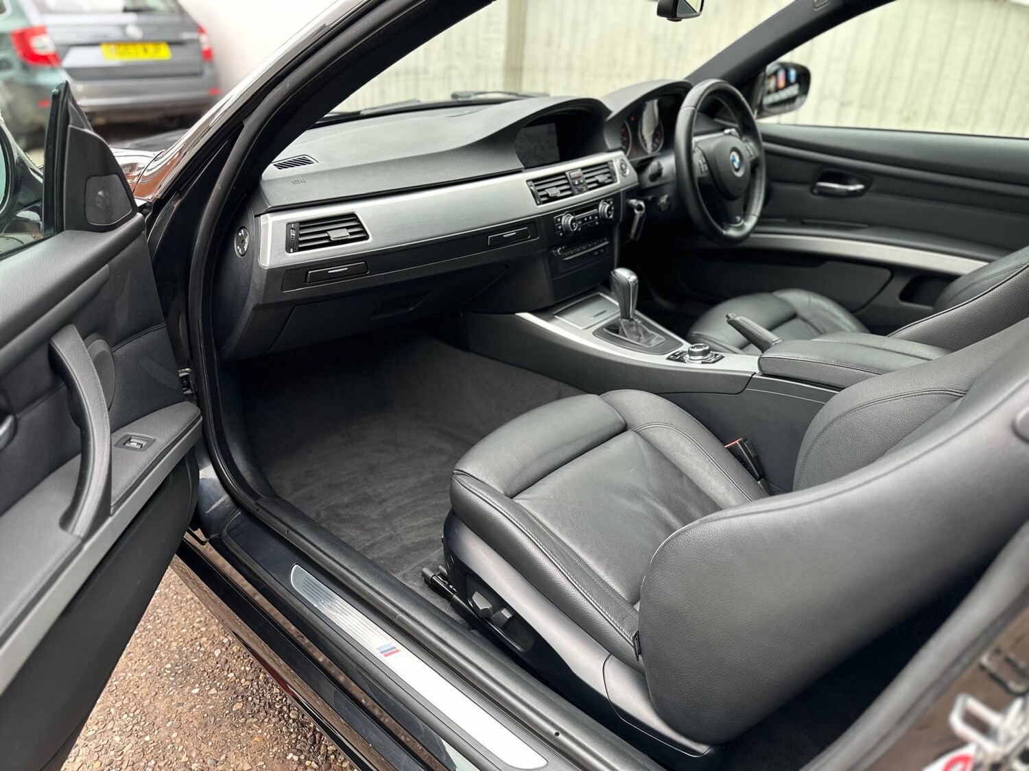 Used BMW 3 Series 2010 for sale - 76668117: Photo 51