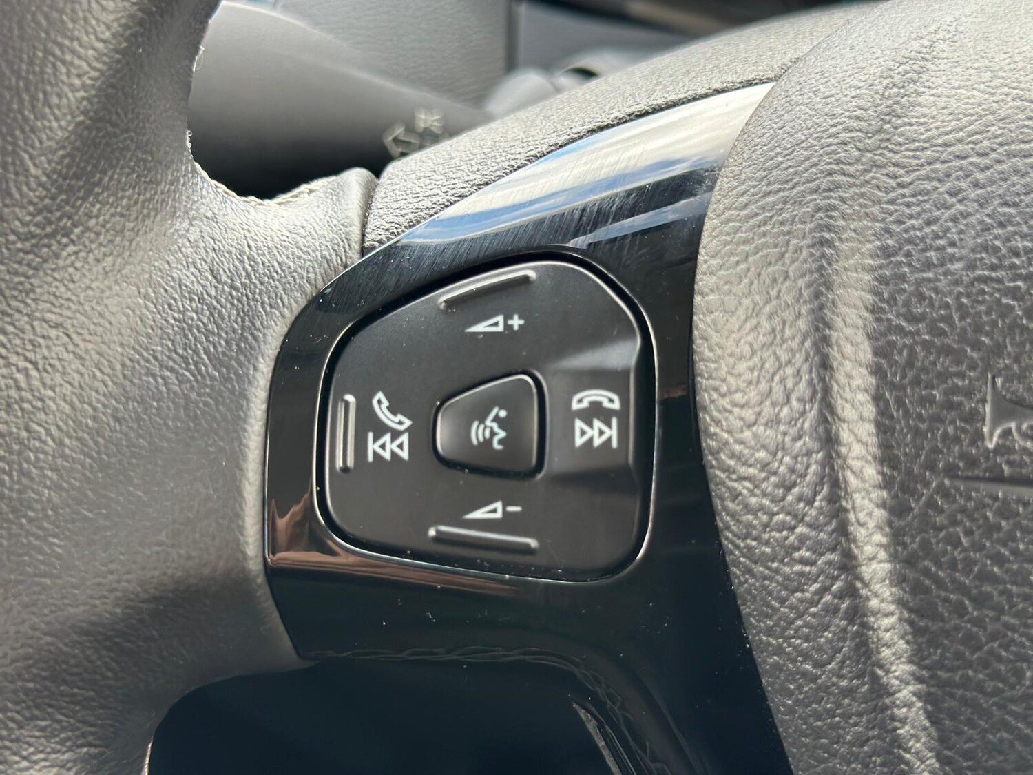 Used Ford Ka+ 2017 for sale - 76668121: Photo 35