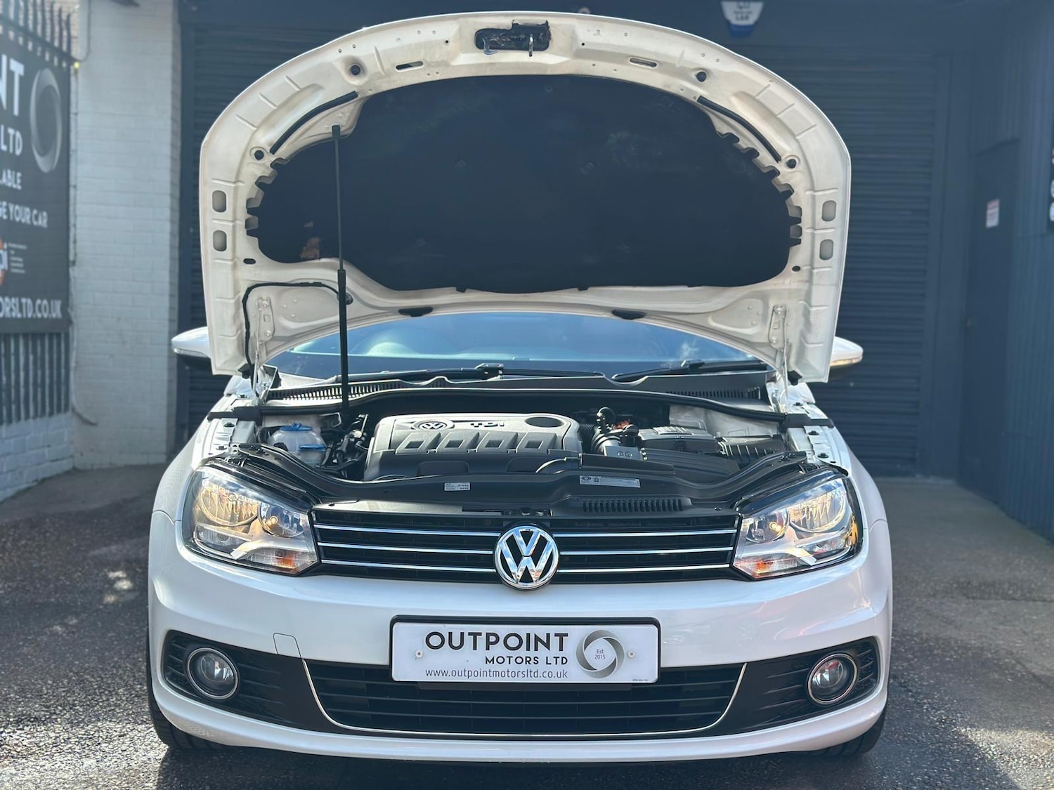 Used Volkswagen EOS 2011 for sale - 78127893: Photo 10