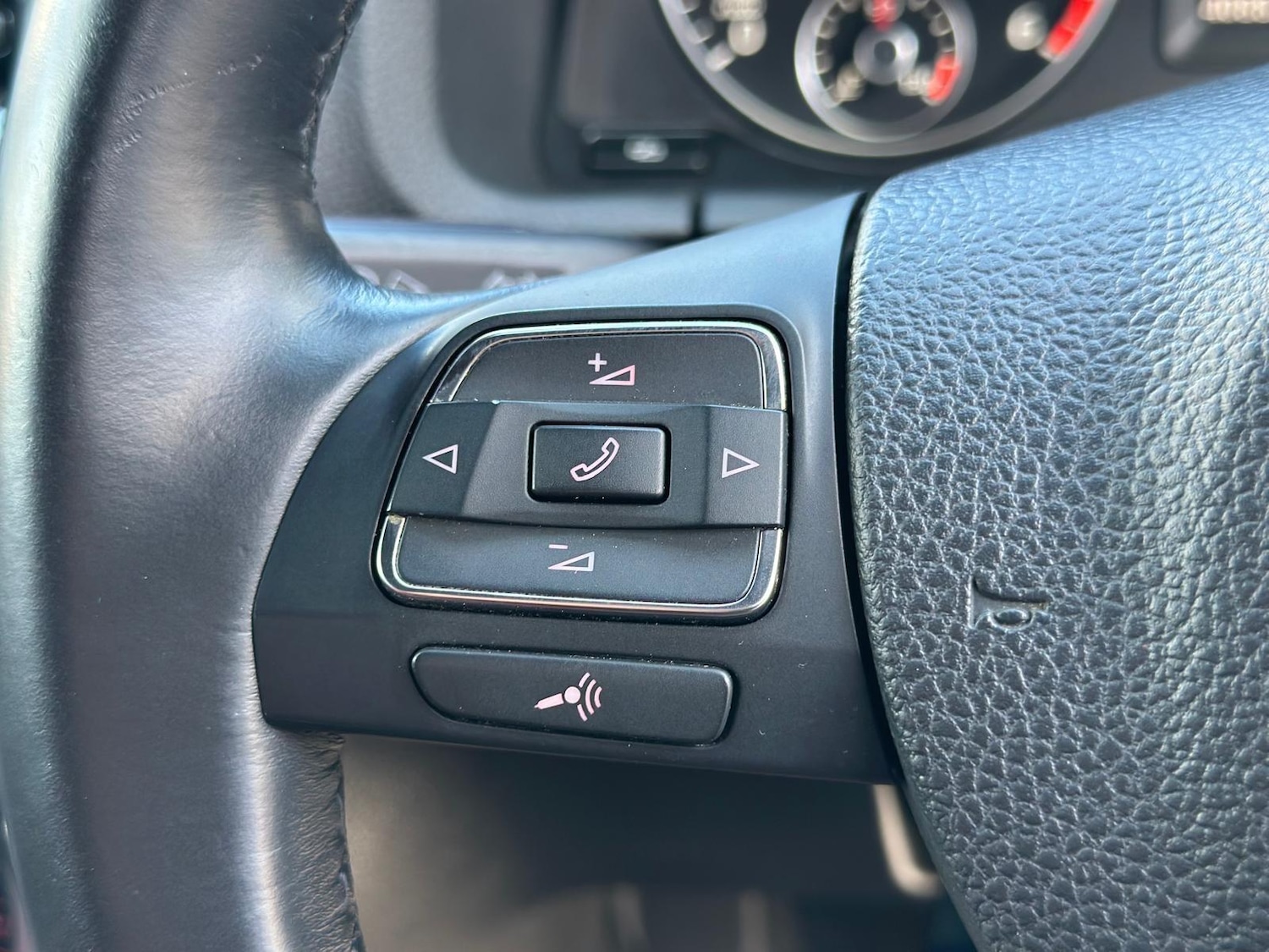 Used Volkswagen EOS 2011 for sale - 78127893: Photo 37