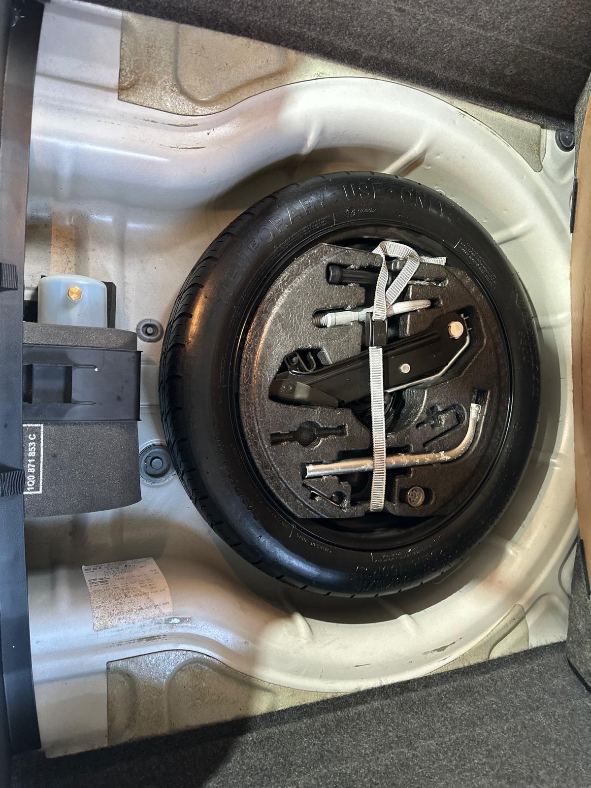 Used Volkswagen EOS 2011 for sale - 78127893: Photo 62