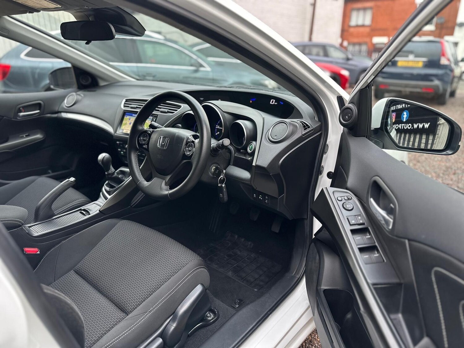 Used Honda Civic 2017 for sale - 76668116: Photo 14