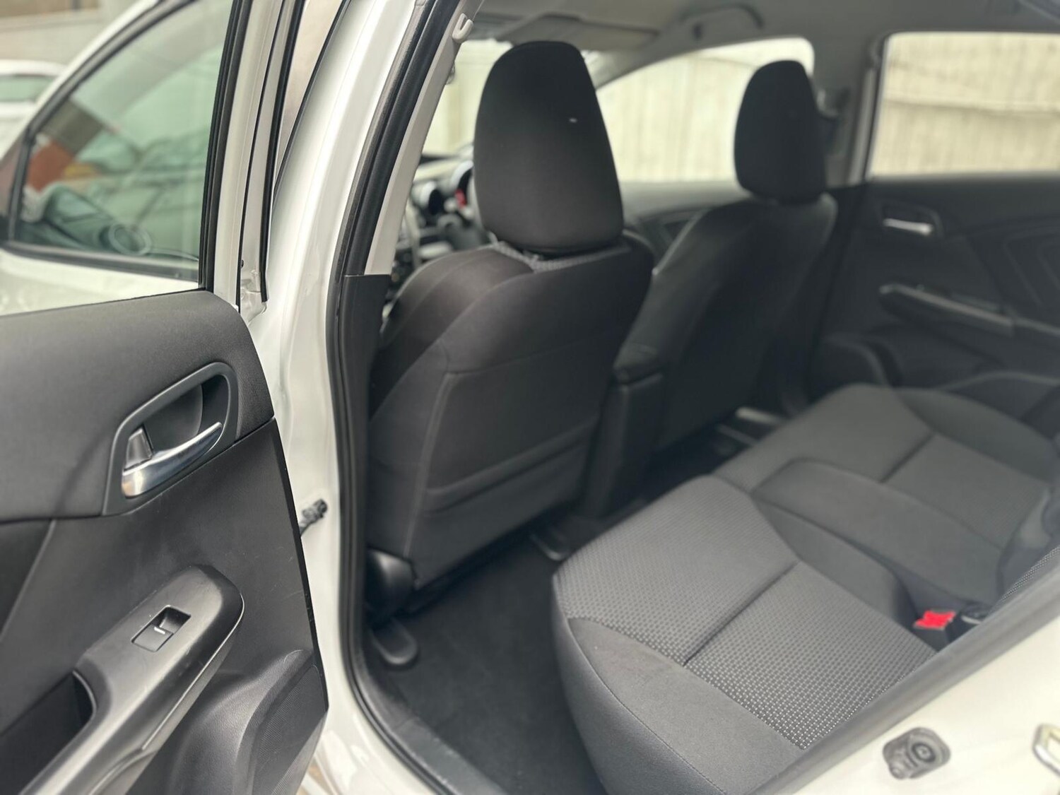 Used Honda Civic 2017 for sale - 76668116: Photo 24