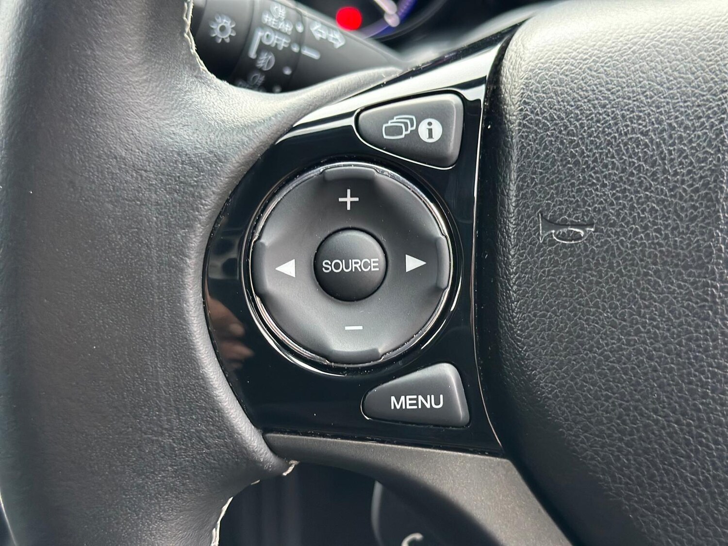 Used Honda Civic 2017 for sale - 76668116: Photo 28