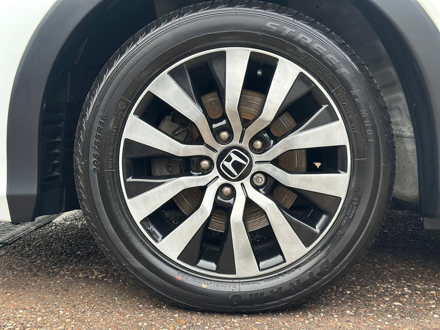 Used Honda Civic 2017 for sale - 76668116: Photo 38