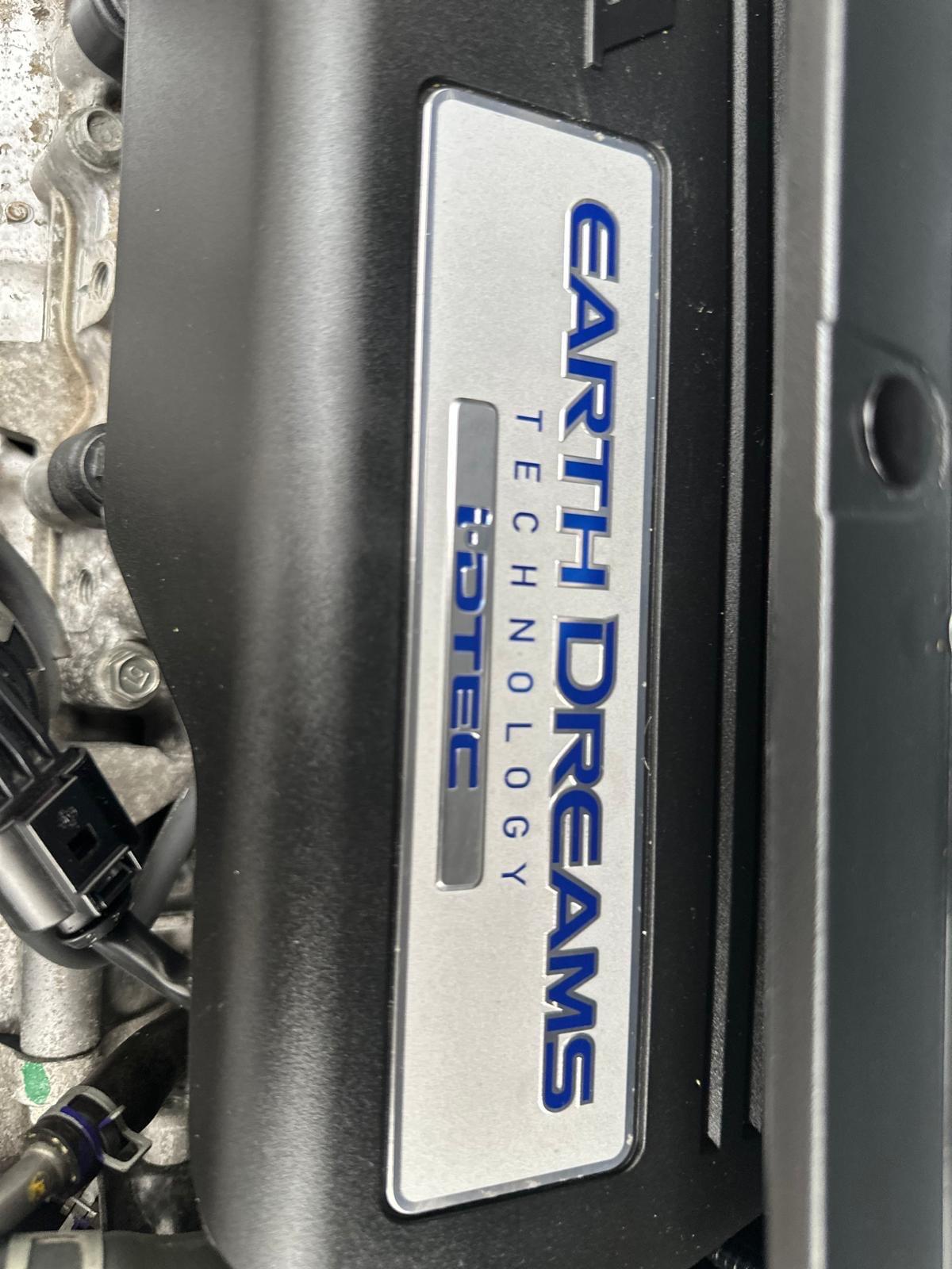 Used Honda Civic 2017 for sale - 76668116: Photo 65