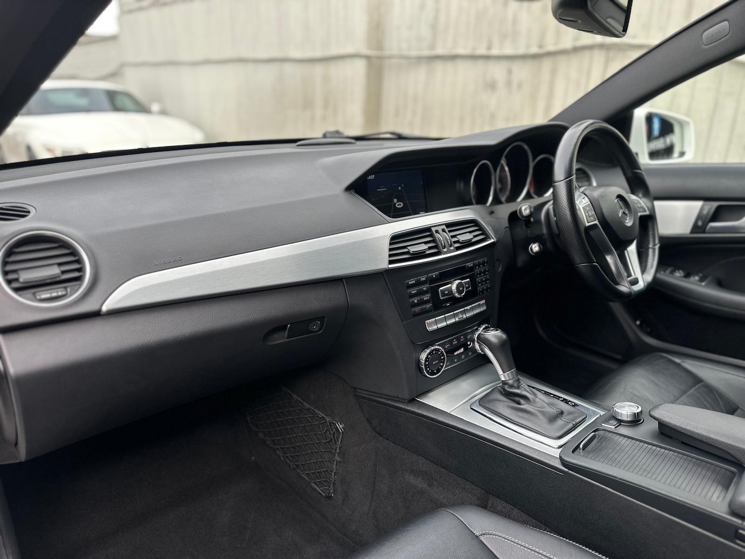 Used Mercedes-Benz C Class 2013 for sale - 77203497: Photo 16