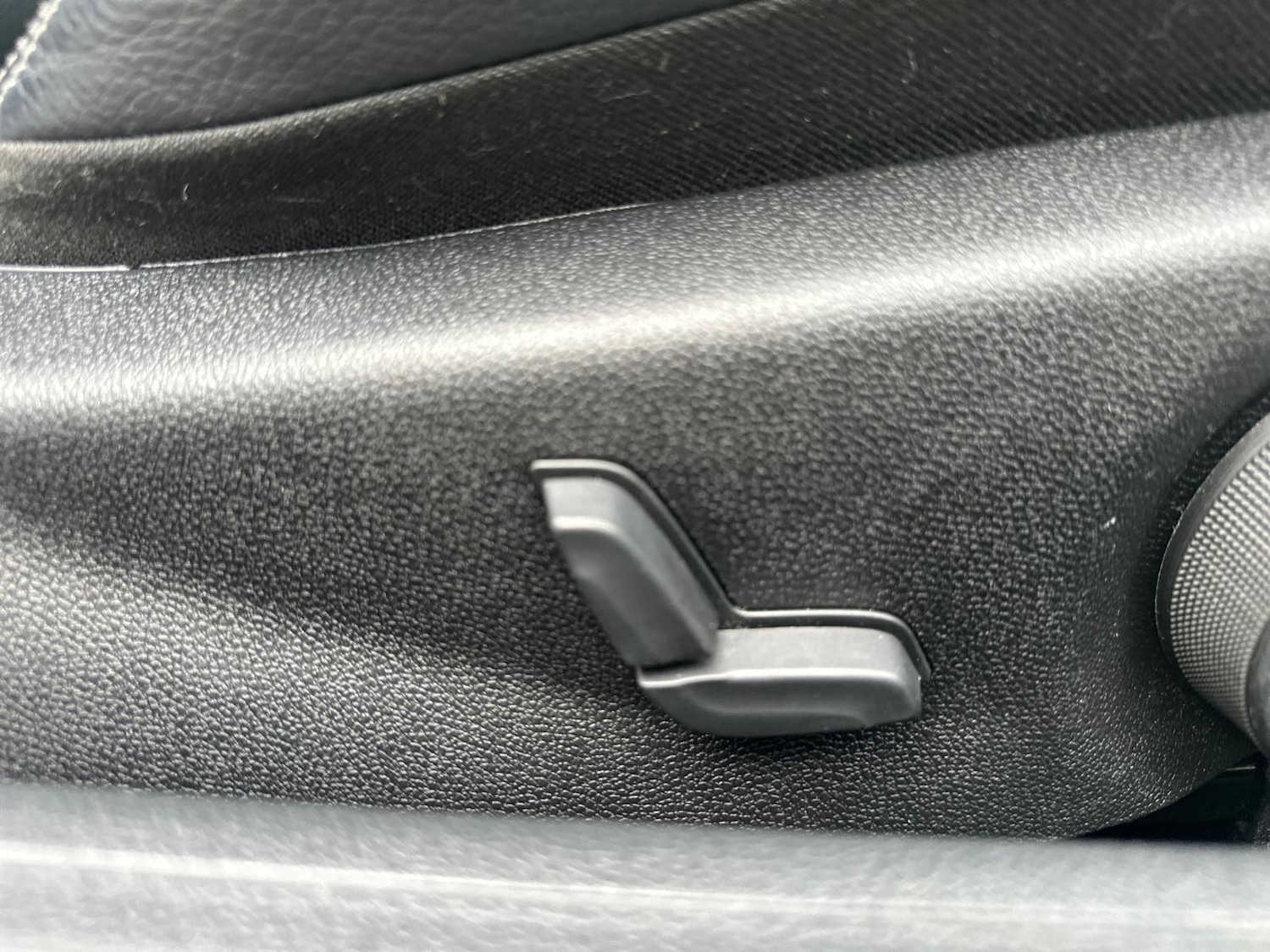 Used Mercedes-Benz C Class 2013 for sale - 77203497: Photo 41