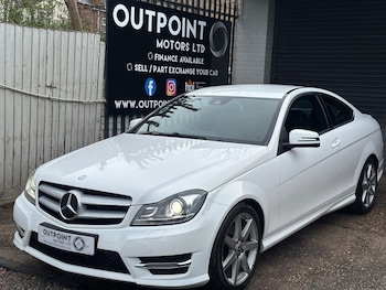 Used Mercedes-Benz C Class 2013 for sale - 77203497: Photo