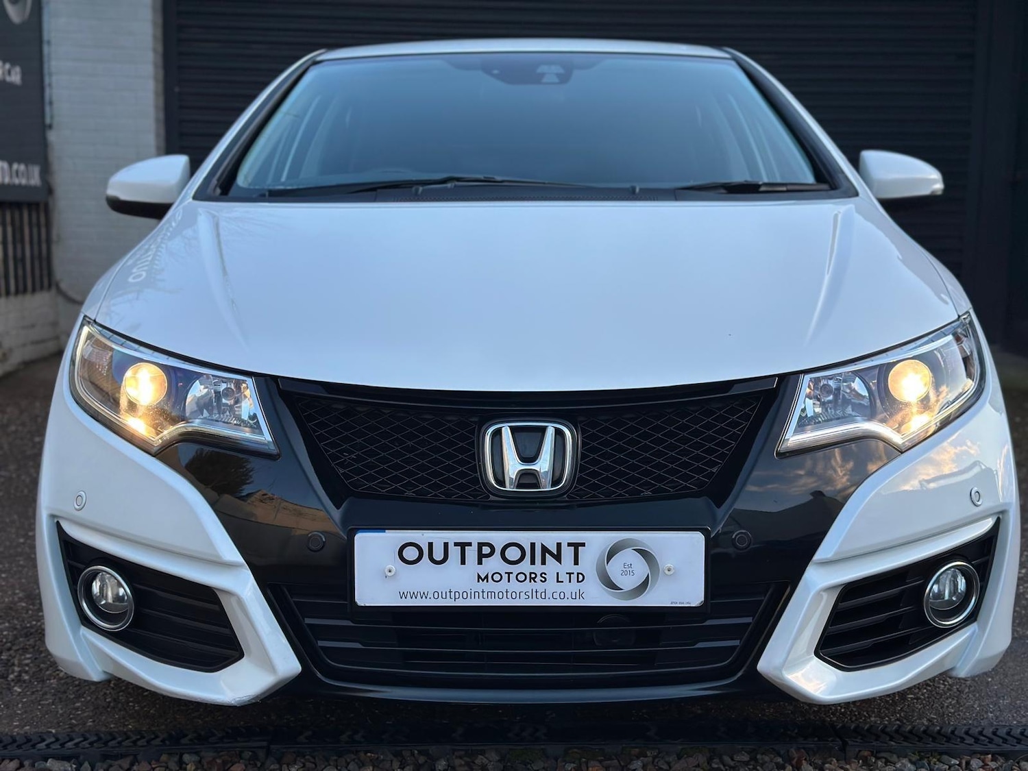 Used Honda Civic 2015 for sale - 77723867: Photo 2