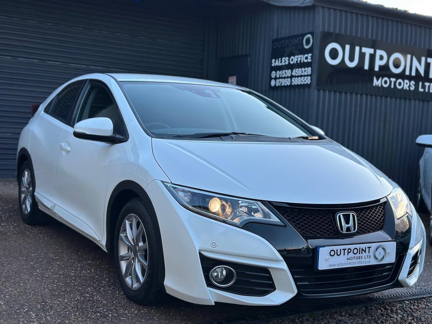 Used Honda Civic 2015 for sale - 77723867: Photo 5