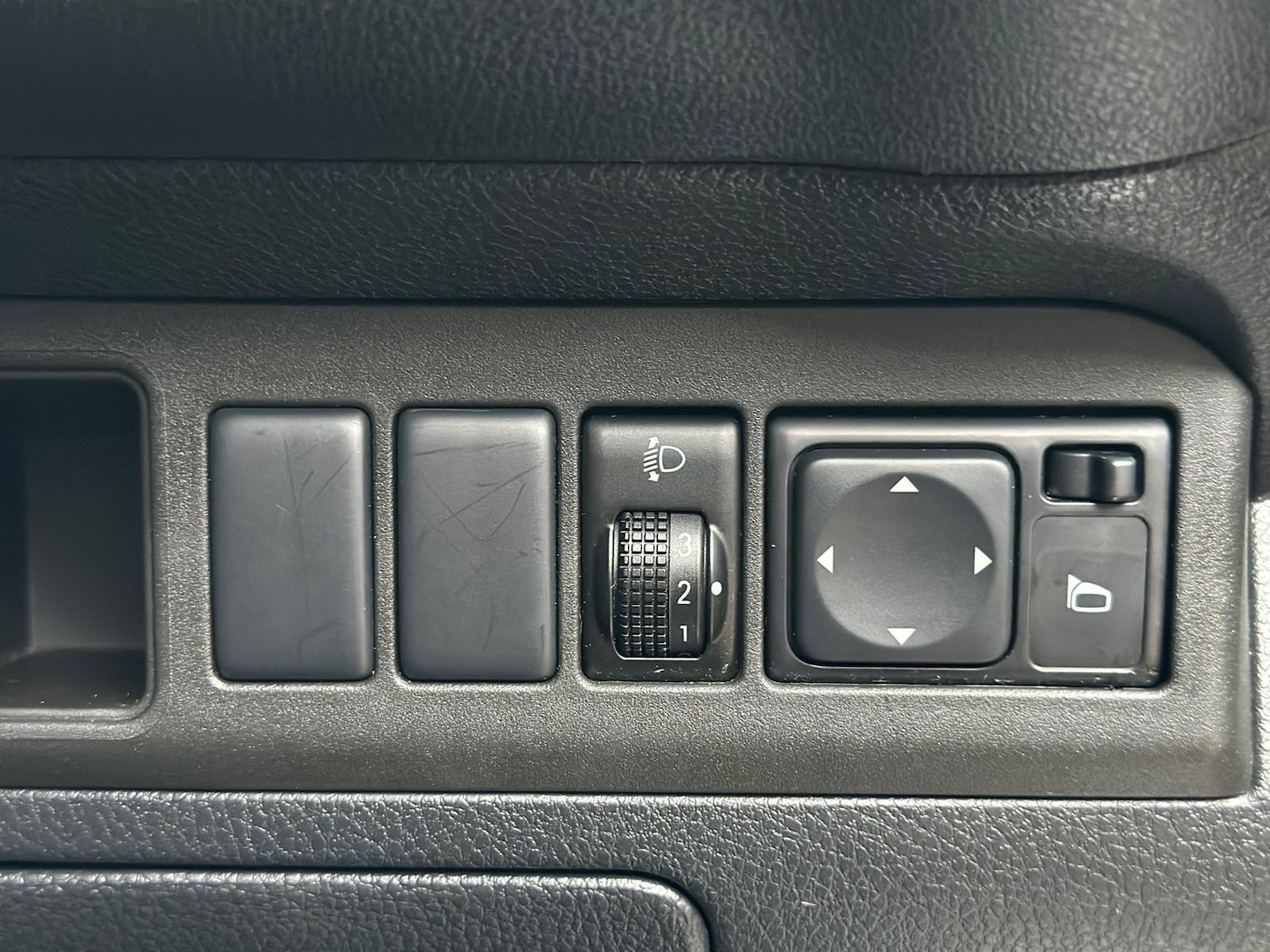 Used Nissan Note 2010 for sale - 77626071: Photo 29