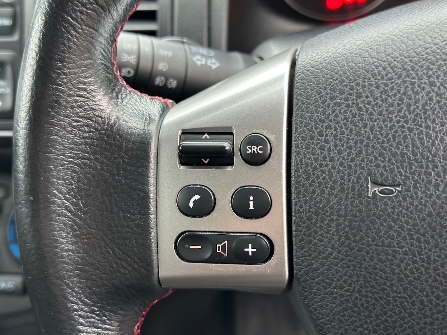 Used Nissan Note 2010 for sale - 77626071: Photo 32