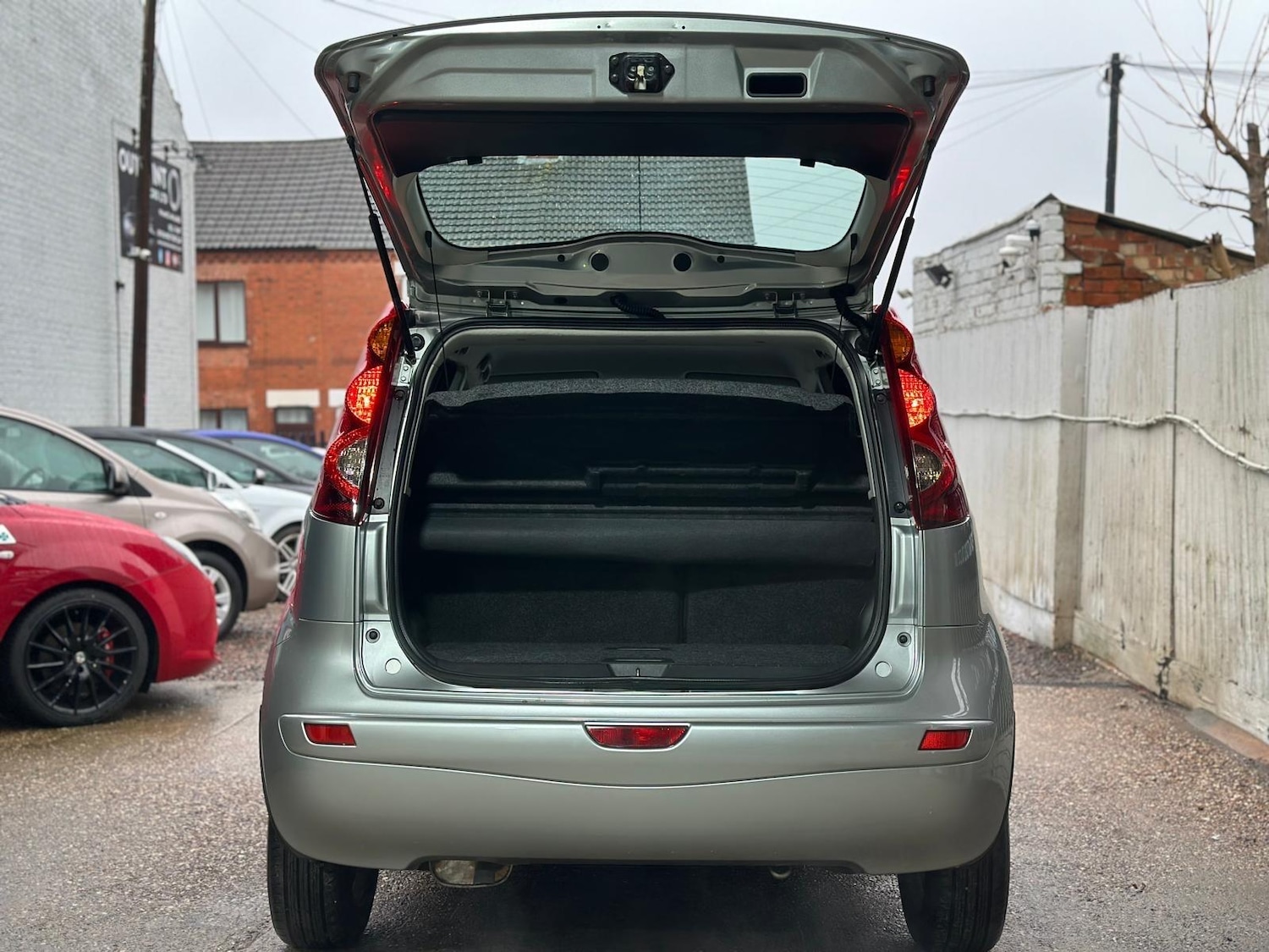 Used Nissan Note 2010 for sale - 77626071: Photo 44