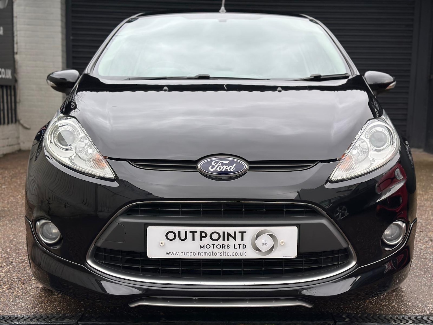 Used Ford Fiesta 2012 for sale - 77524130: Photo 2