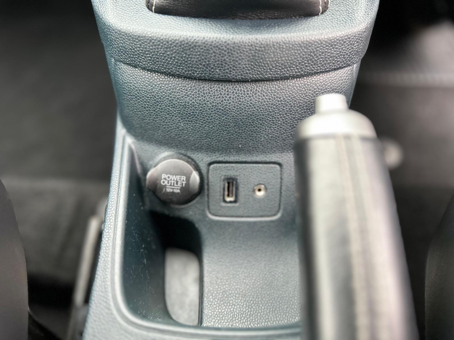 Used Ford Fiesta 2012 for sale - 77524130: Photo 27