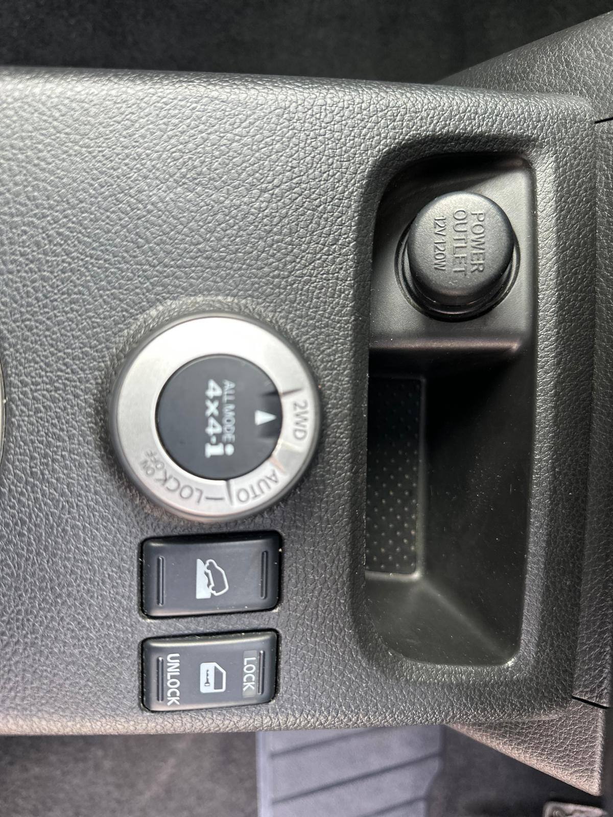 Used Nissan X-Trail 2009 for sale - 77525055: Photo 32