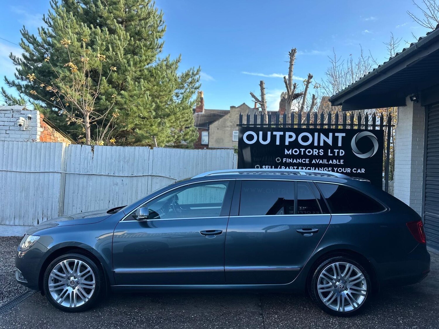 Used Skoda Superb 2014 for sale - 76668120: Photo 12