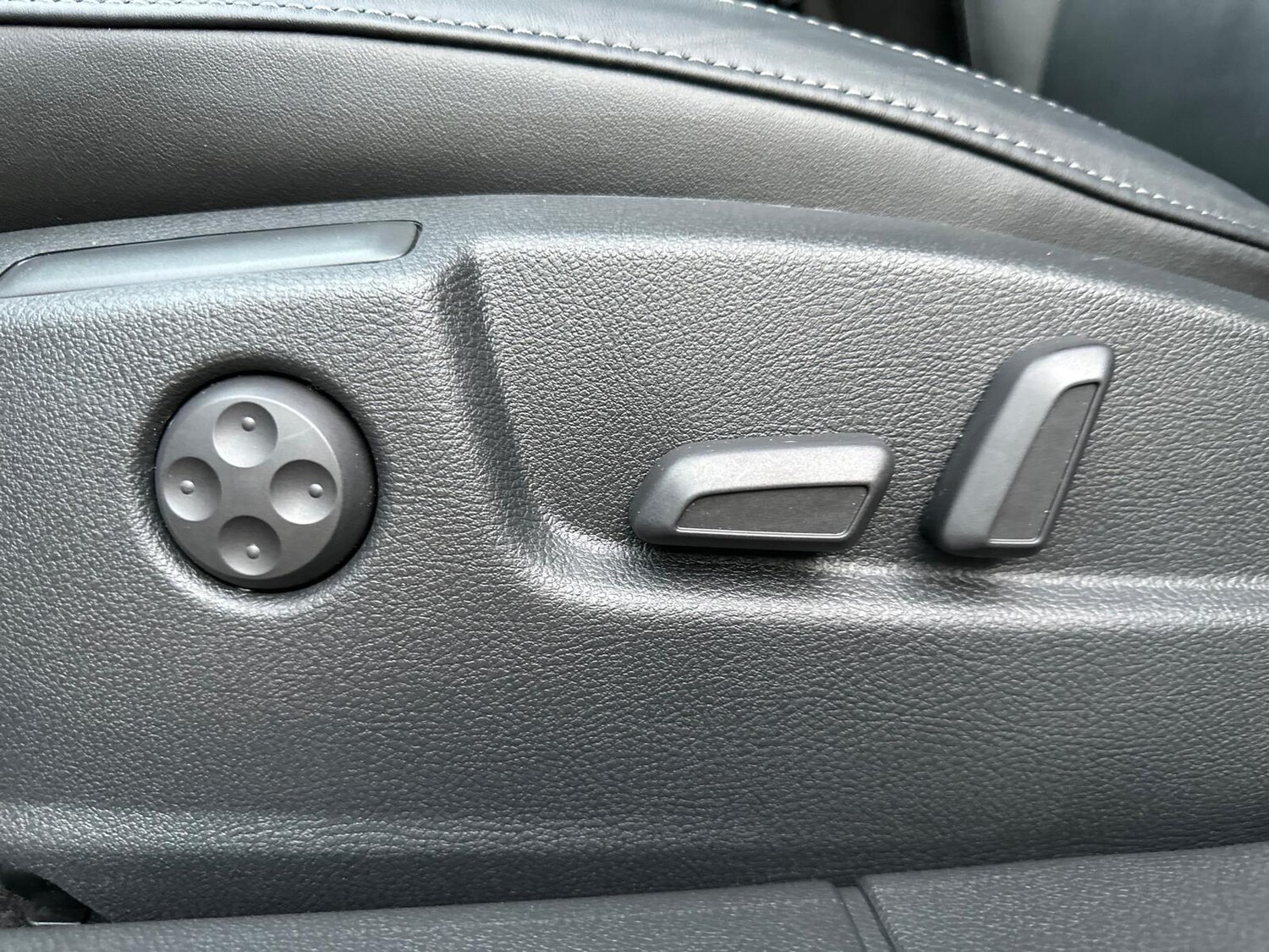 Used Skoda Superb 2014 for sale - 76668120: Photo 39