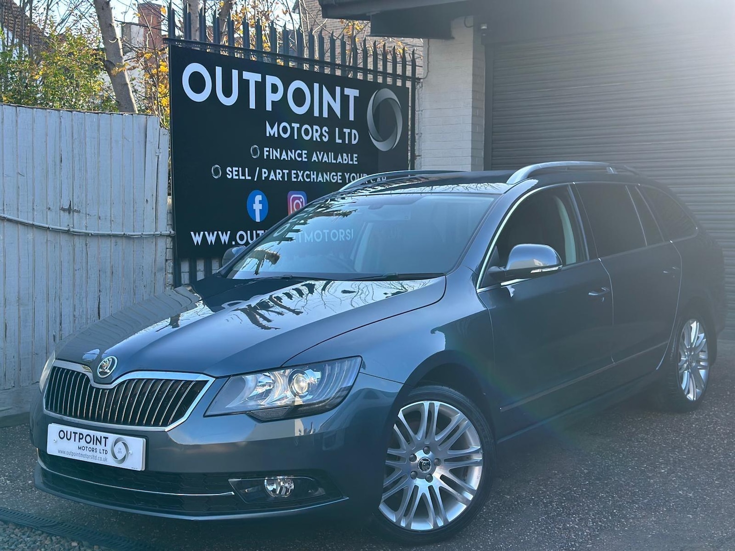 Used Skoda Superb 2014 for sale - 76668120: Photo 4